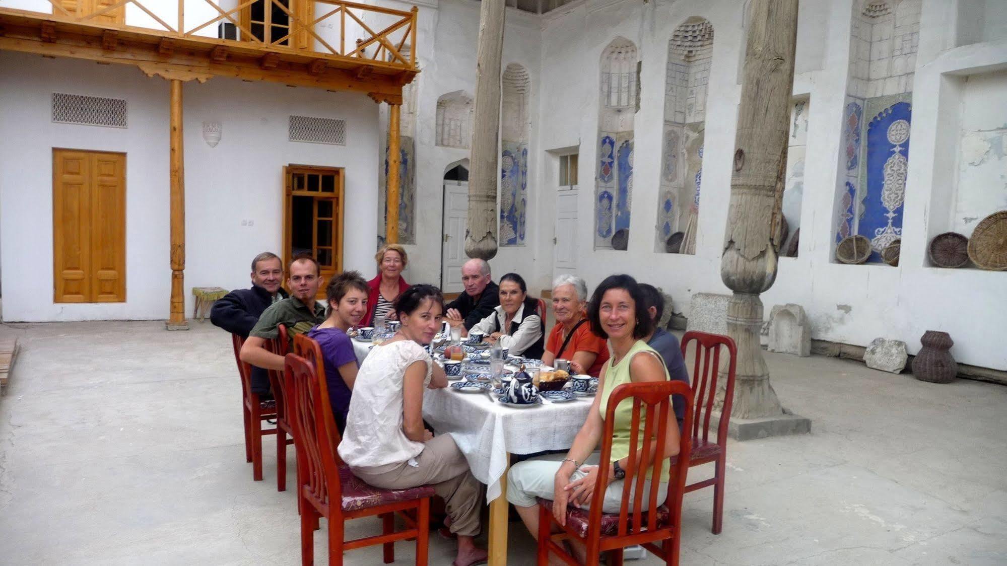 Hovli Poyon Hotel Buchara Exterior foto